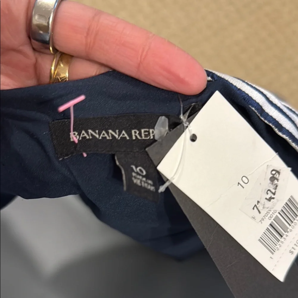 Banana Republic Asymmetrical Black and White Peplum Top - Picture 2 of 4